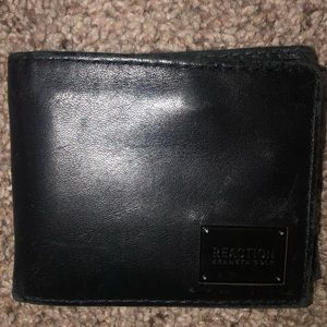 Kenneth Cole Reaction black wallet